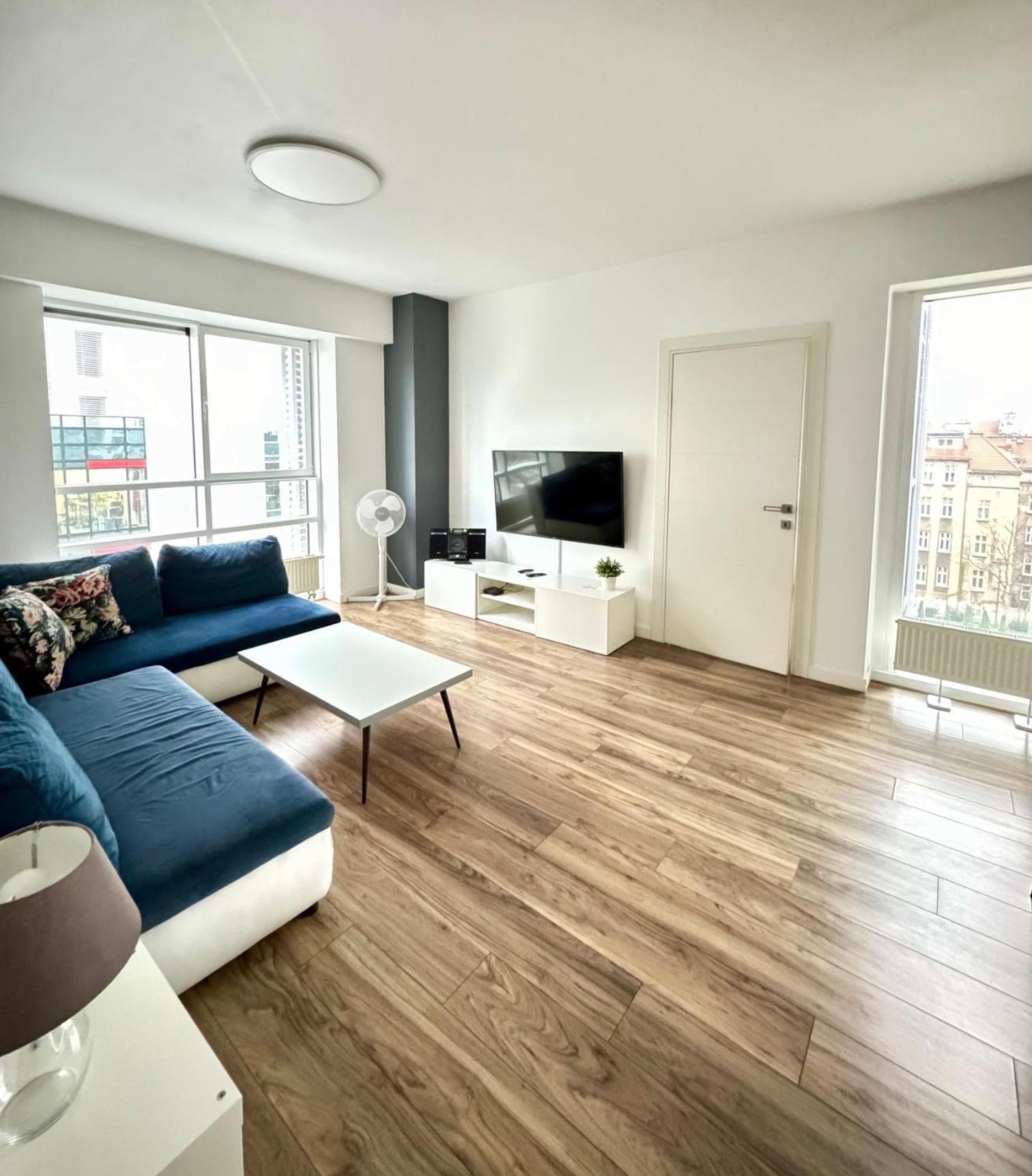 Apartamenty Towarowa Poznań Exterior foto